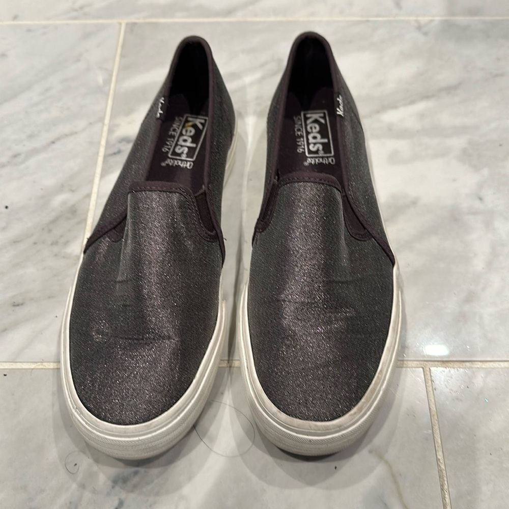 Keds Slip On Shoes Women Gray and Slight Glitter finish around.